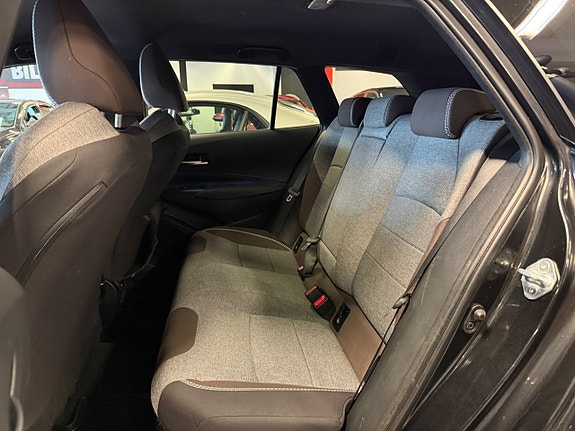 Toyota Corolla 24 of 26