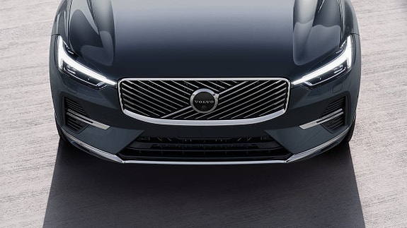 Volvo XC60 10 of 23