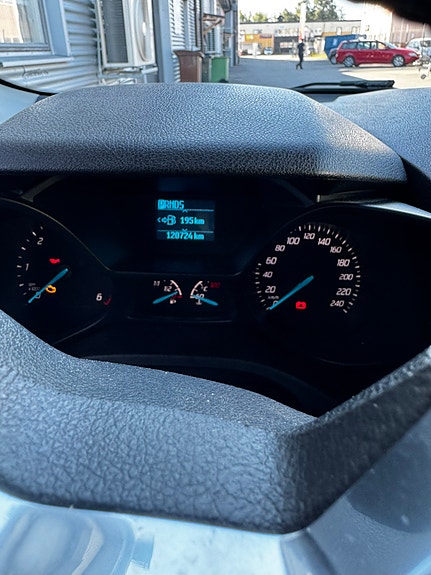 Ford Transit Connect 3 of 4