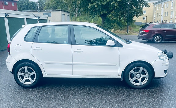 Volkswagen Polo 3 of 15