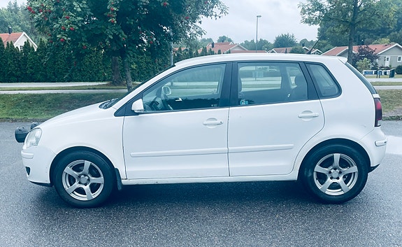 Volkswagen Polo 7 of 15