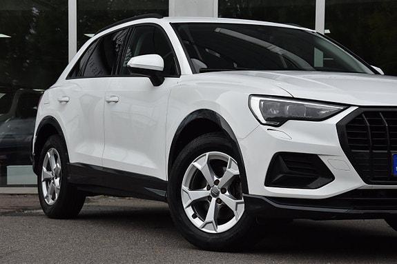 Audi Q3 4 of 26