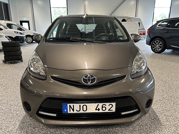 Toyota Aygo 10 of 19
