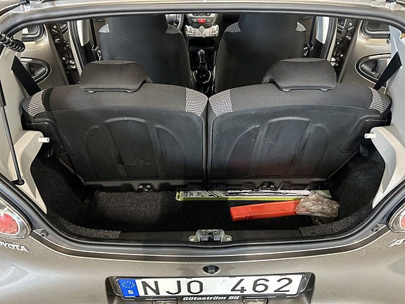 Toyota Aygo 16 of 19