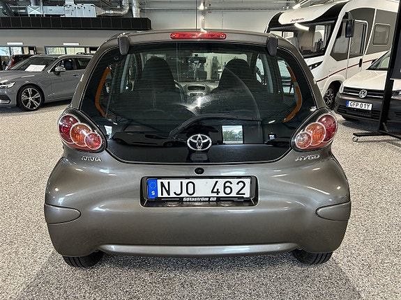 Toyota Aygo 3 of 19