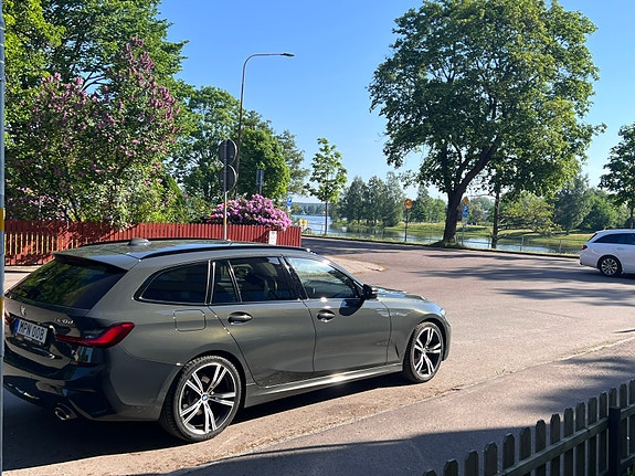 BMW 320d 7 of 18