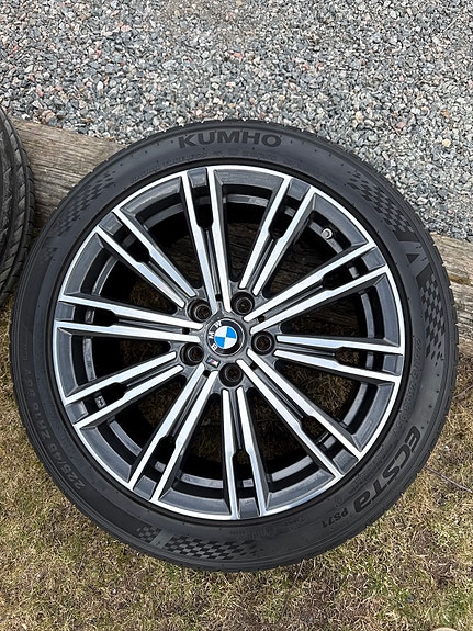BMW 320d 9 of 18