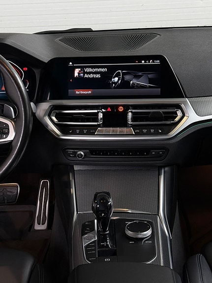 BMW 320d 14 of 18