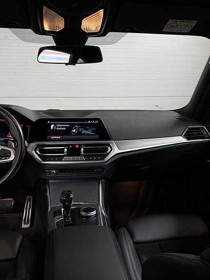 BMW 320d 12 of 18