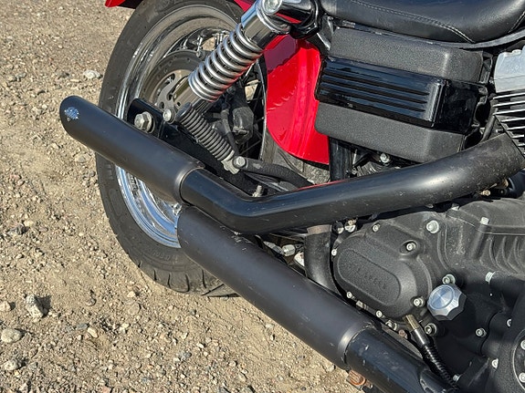 Harley-Davidson Street Bob FXDB 3 of 14