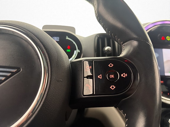 MINI Countryman Cooper SE 18 of 30
