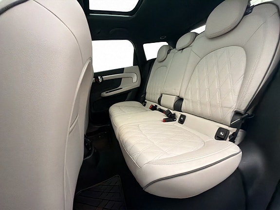 MINI Countryman Cooper SE 27 of 30