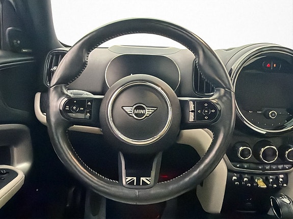 MINI Countryman Cooper SE 13 of 30