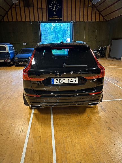 Volvo XC60 4 of 10