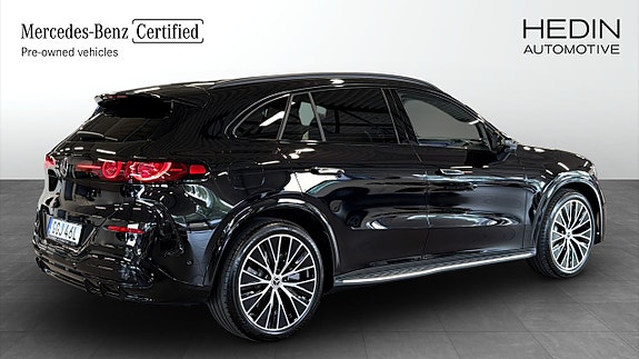 Mercedes-Benz GLC400 2 of 22