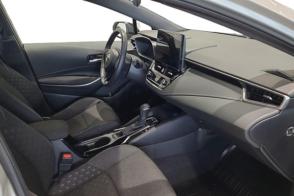 Toyota Corolla 13 of 22