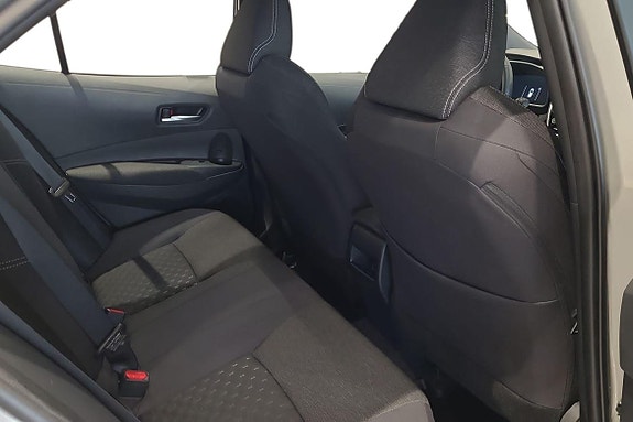 Toyota Corolla 18 of 22