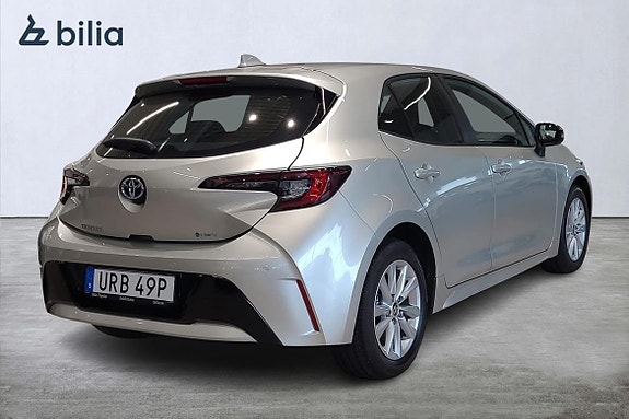 Toyota Corolla 8 of 22