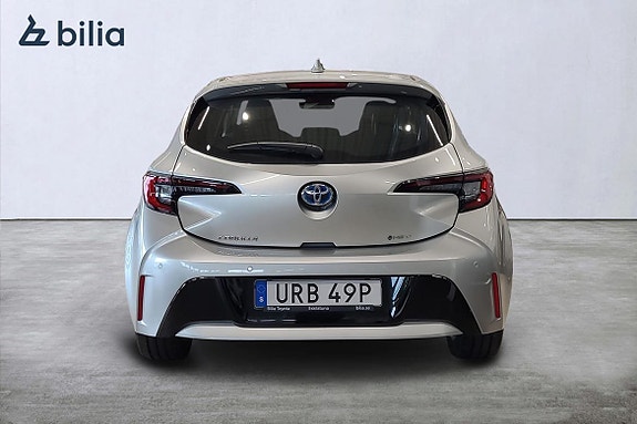 Toyota Corolla 6 of 22