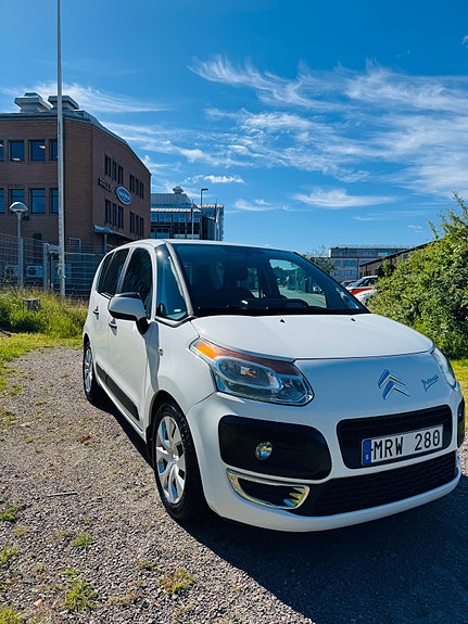 Citroen C3 Picasso 2 of 10