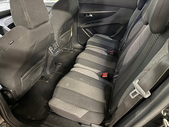 Peugeot 5008 12 of 14