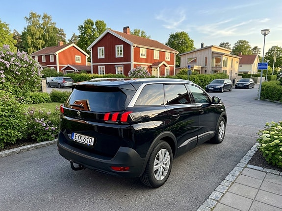 Peugeot 5008 5 of 14