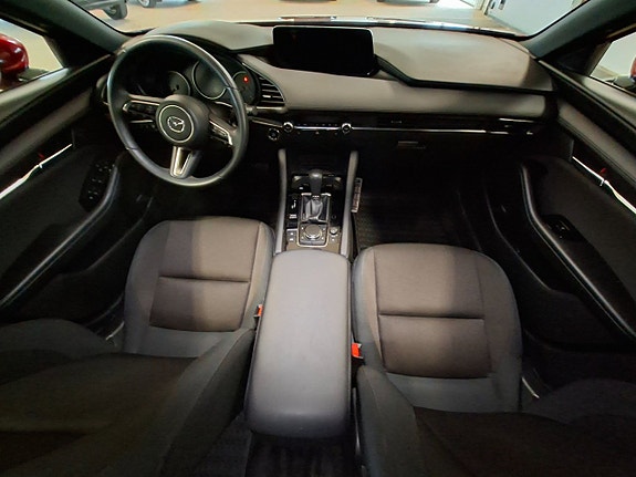 Mazda 3 6 of 8