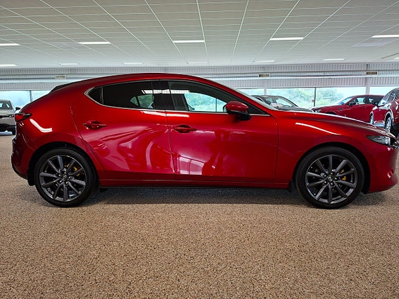 Mazda 3 3 of 8
