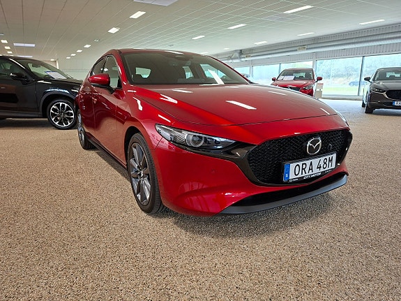 Mazda 3 2 of 8