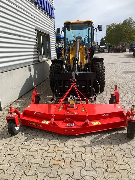 JCB 409 Nordic Edition 4 of 16