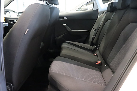 Seat Arona 9 of 25