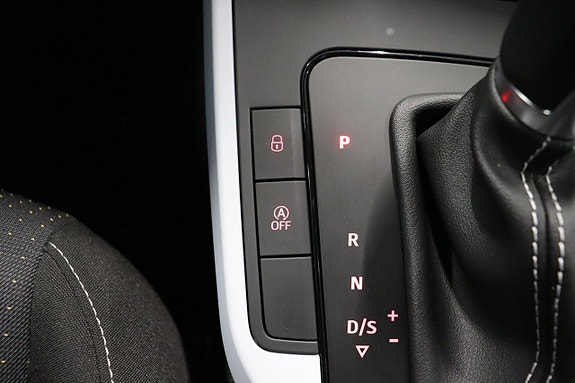Seat Arona 19 of 25