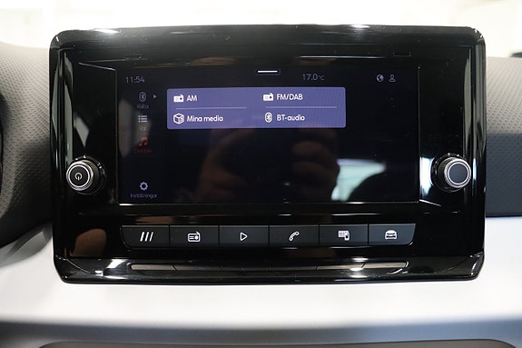 Seat Arona 24 of 25