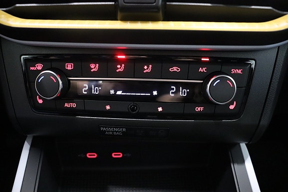 Seat Arona 20 of 25