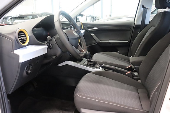 Seat Arona 7 of 25