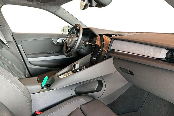 Polestar 2 13 of 22