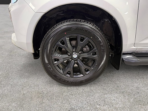 Isuzu D-max 17 of 19