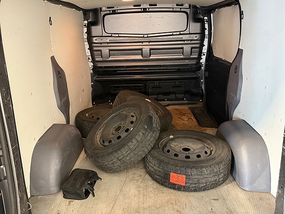 Renault Trafic 8 of 8