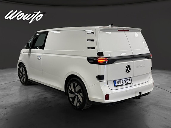 Volkswagen ID. Buzz 6 of 19