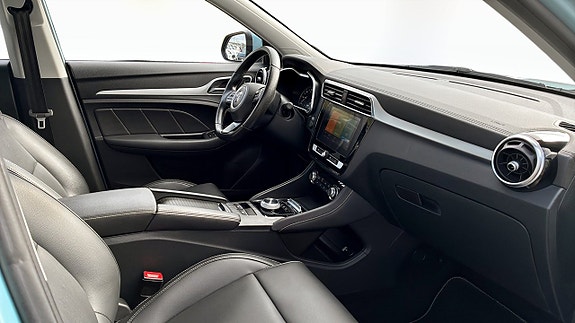 MG ZS 3 of 9