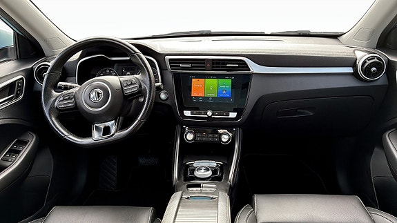 MG ZS 4 of 9
