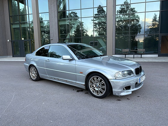 BMW 320Ci 3 of 8