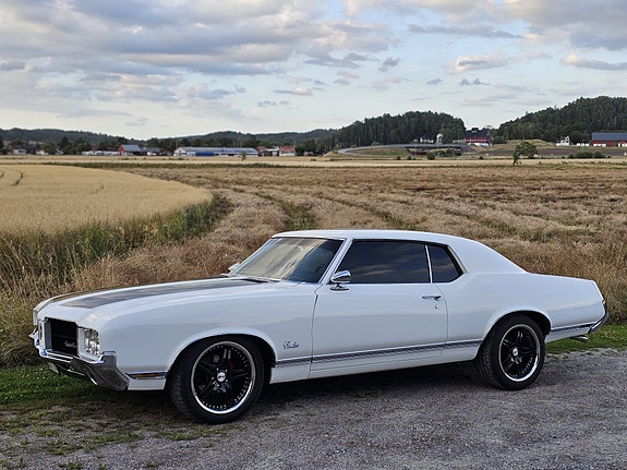 Oldsmobile Cutlass 2 of 10
