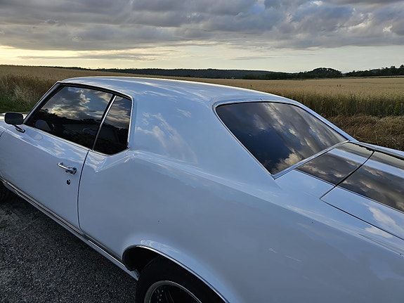 Oldsmobile Cutlass 3 of 10