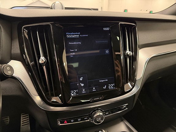 Volvo V60 17 of 19