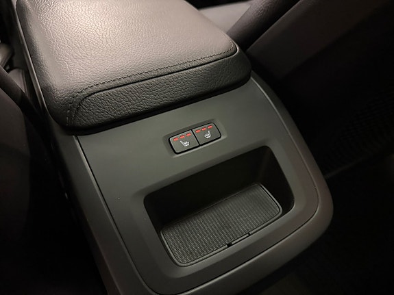 Volvo V60 11 of 19