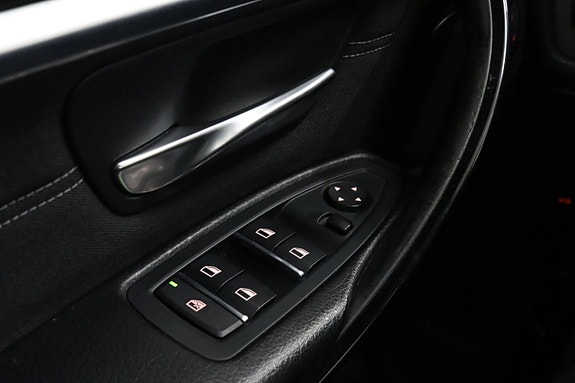 BMW 320d 18 of 23
