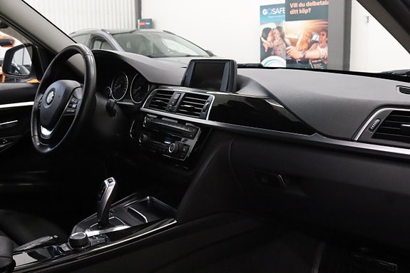 BMW 320d 12 of 23
