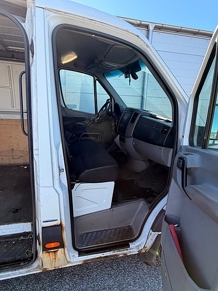 Mercedes-Benz Sprinter 316 12 of 24