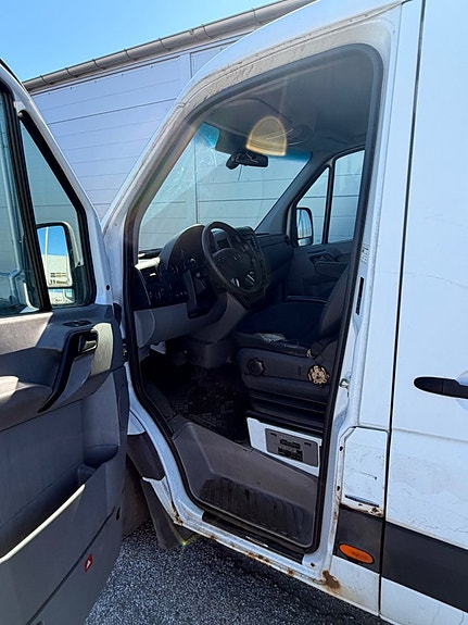 Mercedes-Benz Sprinter 316 16 of 24